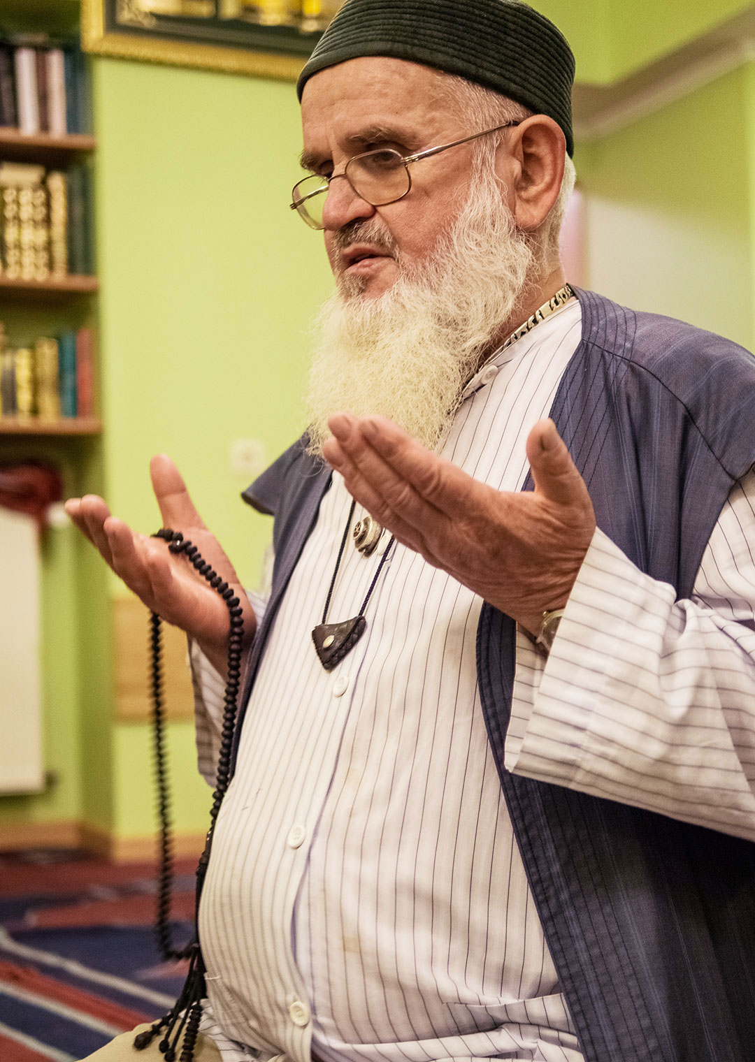 1440690312158-B183.jpg