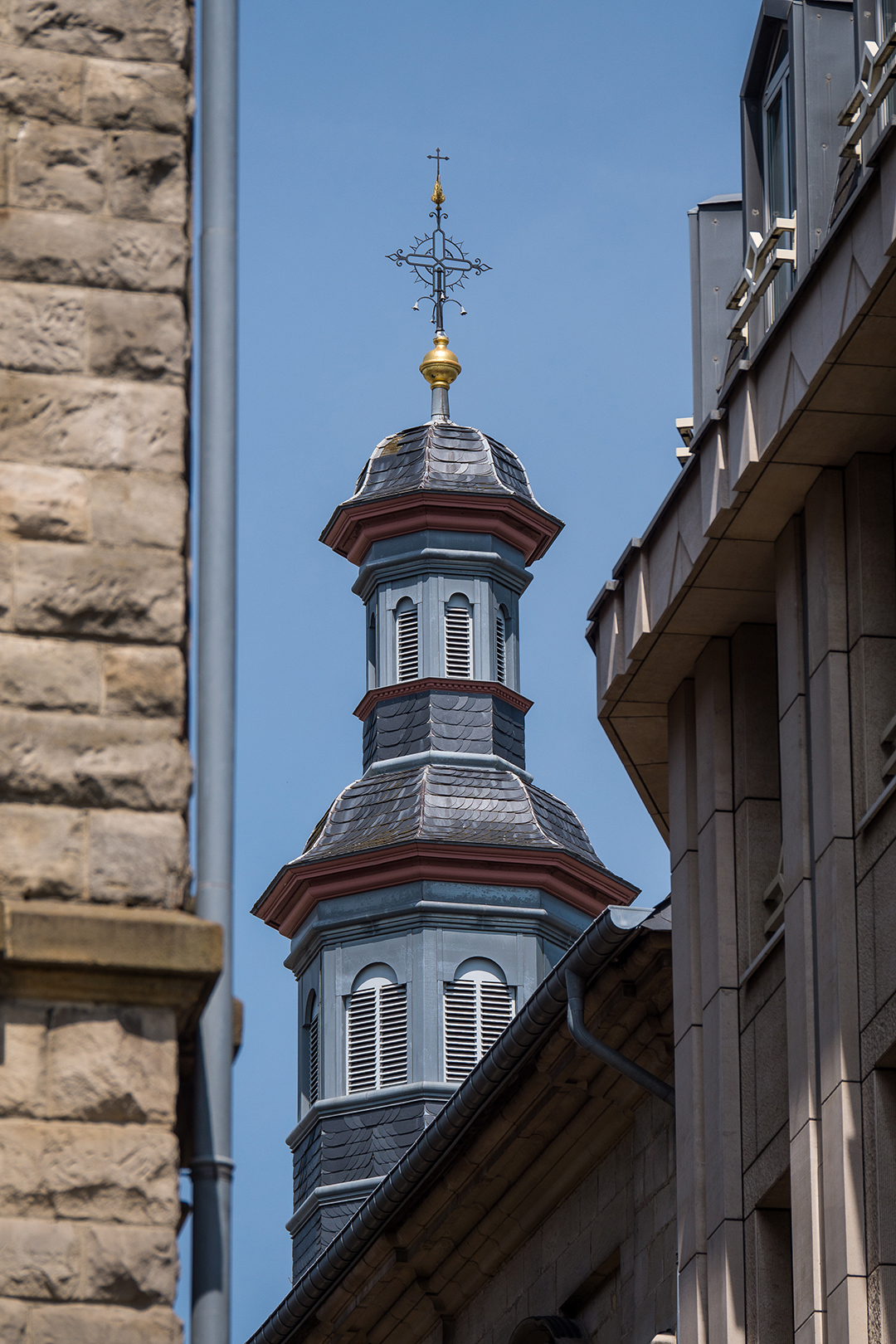 1495069770794-B040.jpg